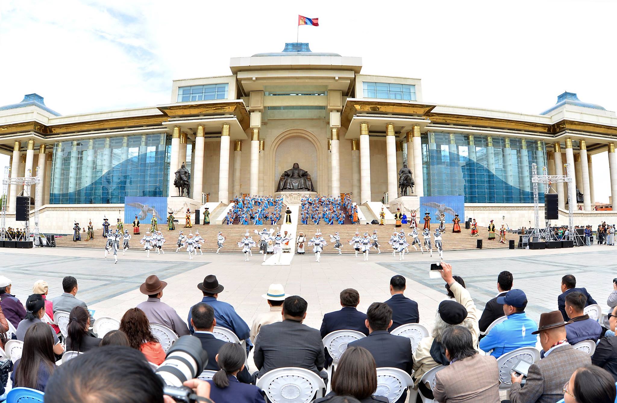 Хөөмэйн олон улсын эрдэм шинжилгээний хурал боллоо
